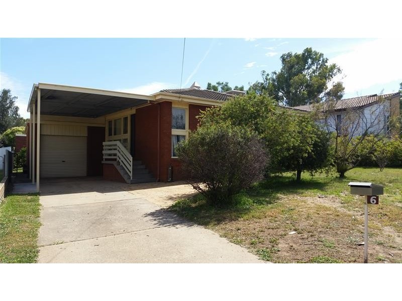 6 Wollowra Street, Cowra NSW 2794