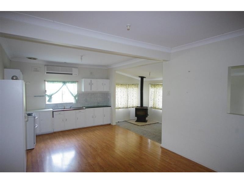 4 Cowra Street, Canowindra NSW 2804