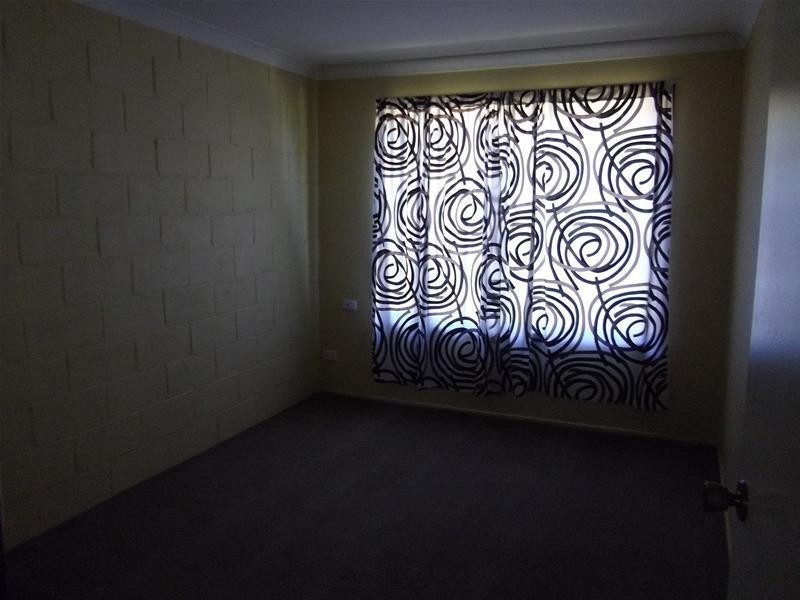 4D Cooyal  Street, Cowra NSW 2794