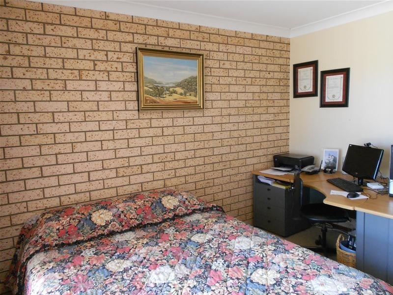 30 Goodacre Drive, Woodstock NSW 2793