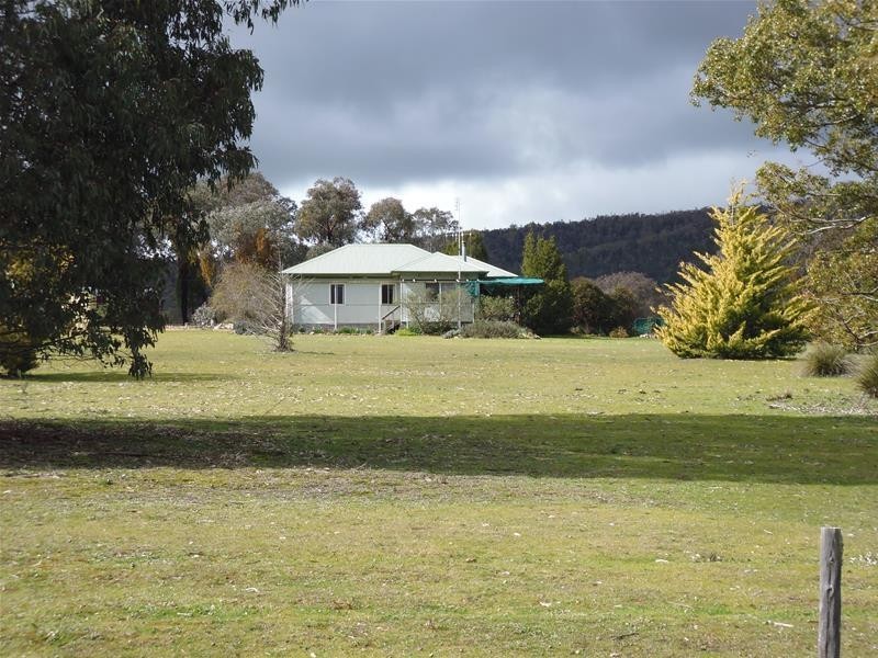 1687 Kangarooby Road, Gooloogong NSW 2805