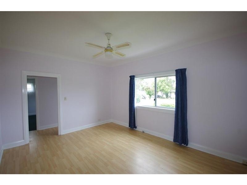 35 Victor Street, Cowra NSW 2794