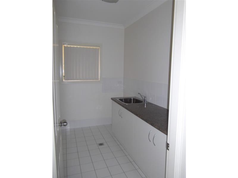 17B Binni Street, Cowra NSW 2794