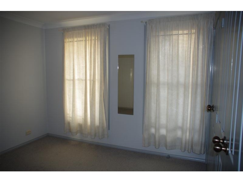 67 Macquarie Street, Cowra NSW 2794