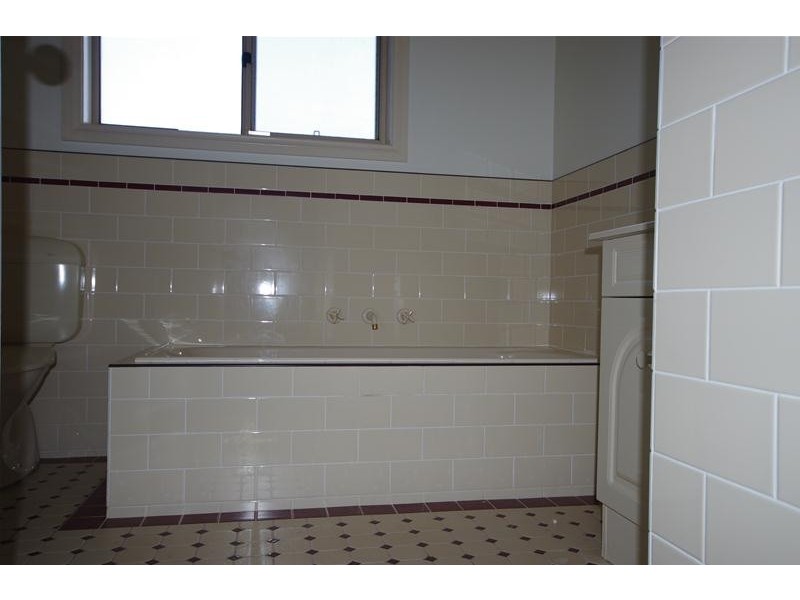 67 Macquarie Street, Cowra NSW 2794