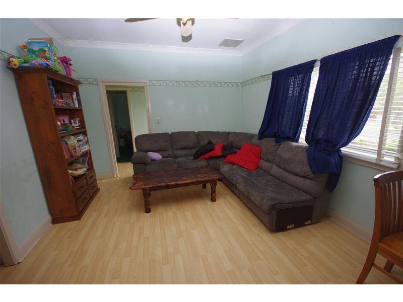 35 Victor Street, Cowra NSW 2794