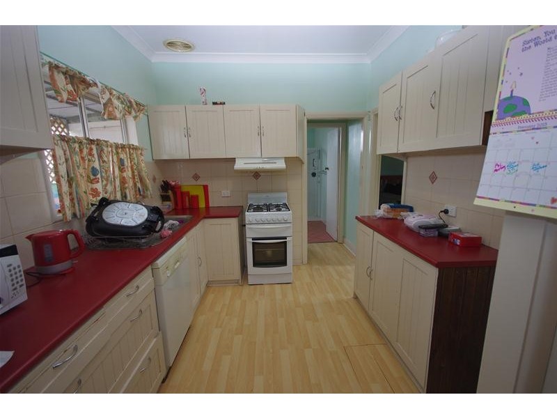 35 Victor Street, Cowra NSW 2794