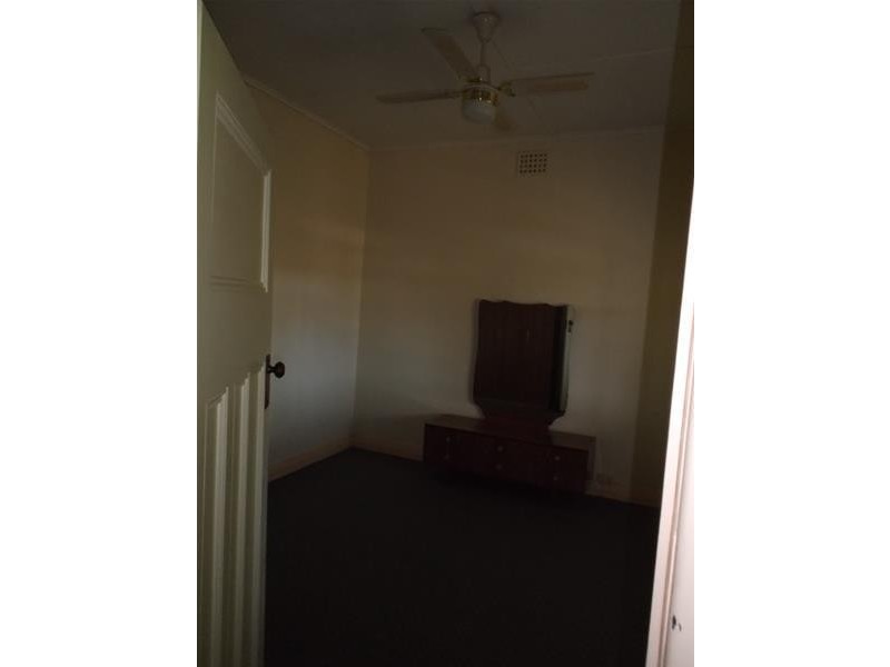 98 Fitzroy Street, Cowra NSW 2794