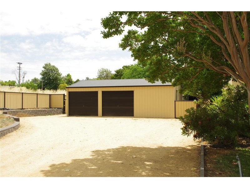 50 Parkes Street, Cowra NSW 2794