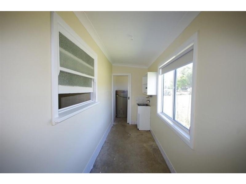 24 Cooyal Stree, Cowra NSW 2794