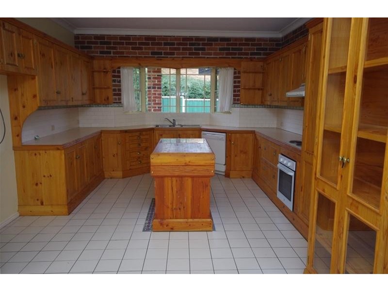 4 Eucalypt Close, Cowra NSW 2794