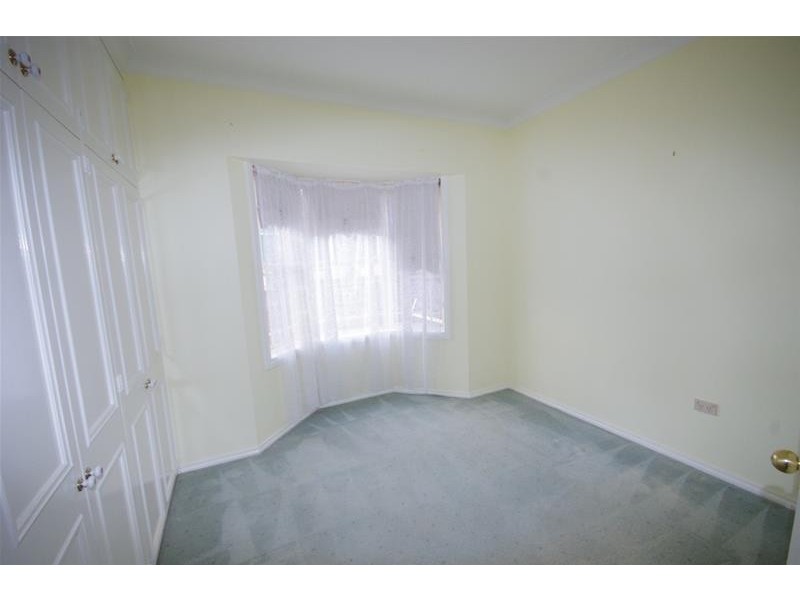 4 Eucalypt Close, Cowra NSW 2794