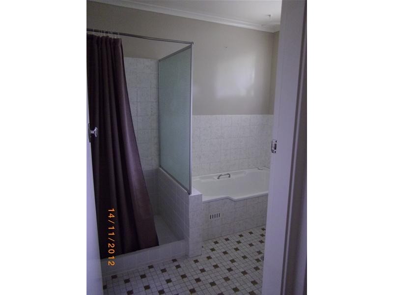 23 Dowell Street, Cowra NSW 2794