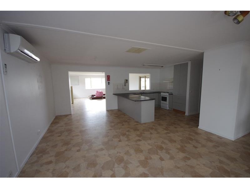 19 Ranken Street, Cowra NSW 2794