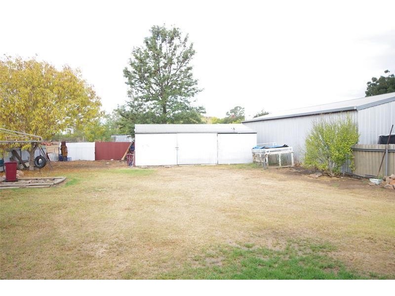 19 Ranken Street, Cowra NSW 2794