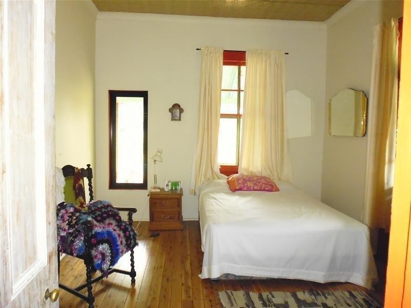 1 Illunie Street, “Old School House”, Cowra NSW 2794