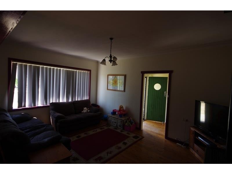 14 Nelson Street, Cowra NSW 2794