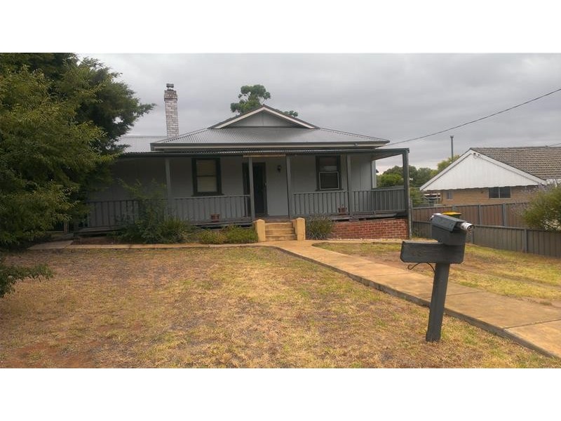 43 Comerford Street, Cowra NSW 2794