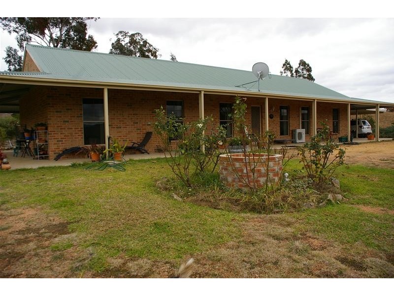 116 Lachlan Waters Road, Wyangala NSW 2808