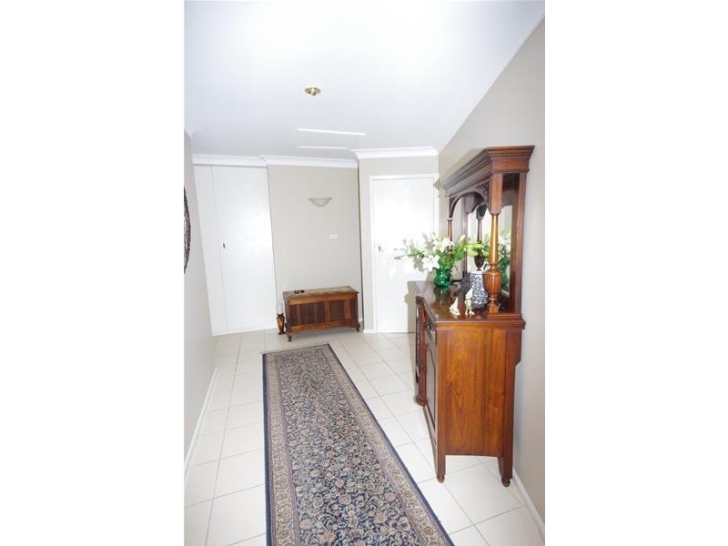 12 Yarrawonga Crescent, Cowra NSW 2794