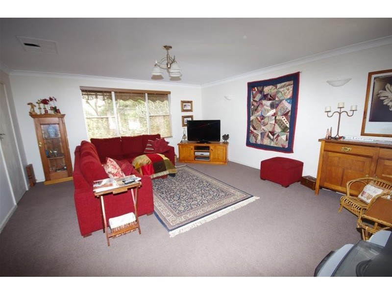 12 Yarrawonga Crescent, Cowra NSW 2794