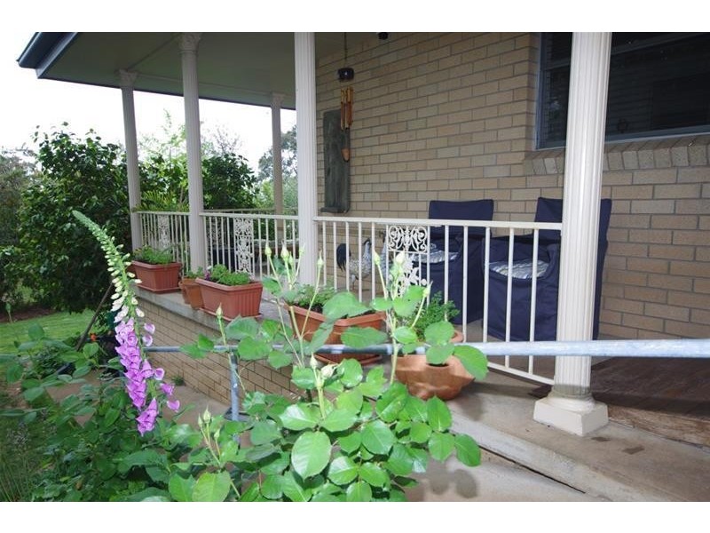 12 Yarrawonga Crescent, Cowra NSW 2794