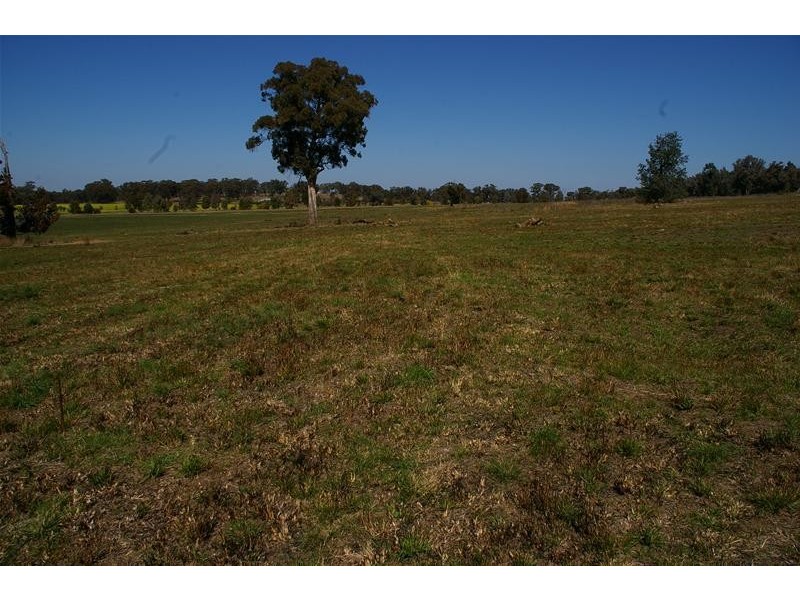 Grenfell Road, Cowra NSW 2794