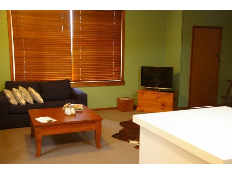 12 Myall Street, Cowra NSW 2794