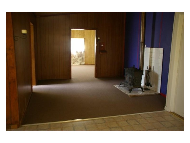 14-16 Belmore Street, Woodstock NSW 2793