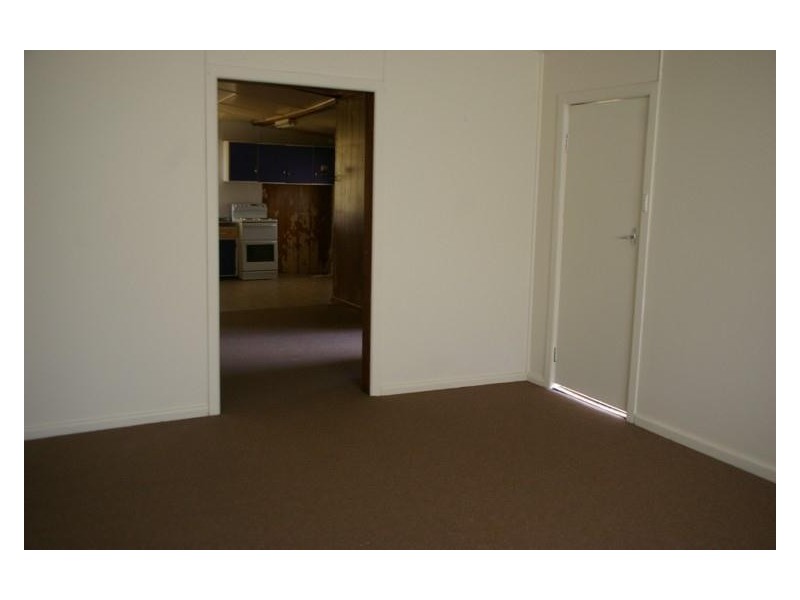 14-16 Belmore Street, Woodstock NSW 2793