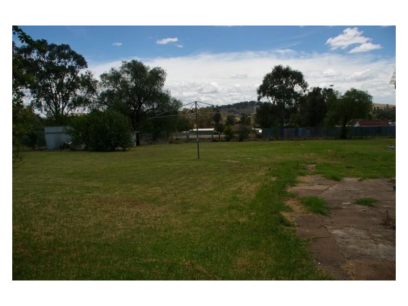 14-16 Belmore Street, Woodstock NSW 2793