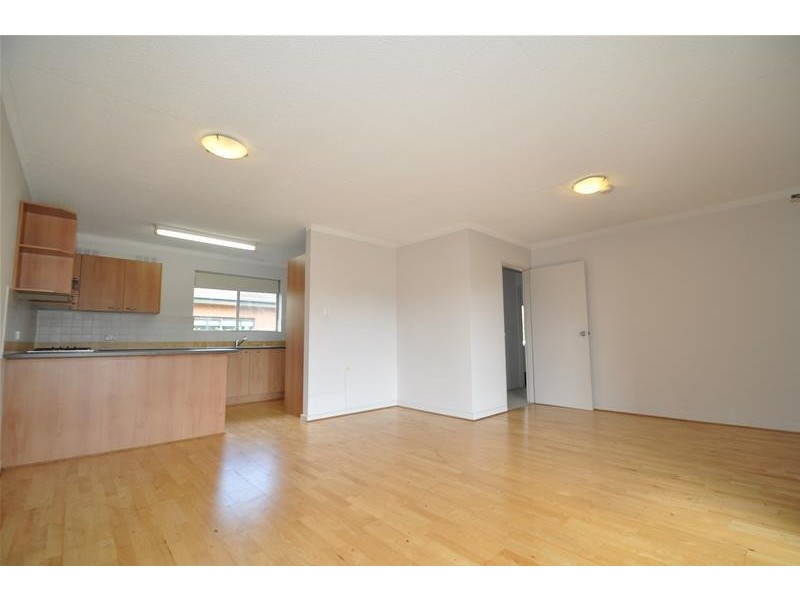 18/143 Burns Bay Road, Lane Cove NSW 2066