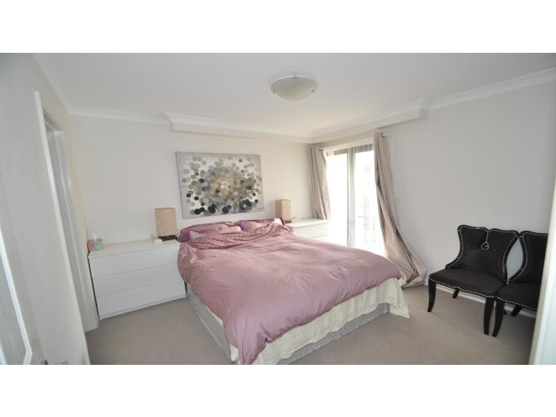 2/45 Walkers Drive, Lane Cove NSW 2066