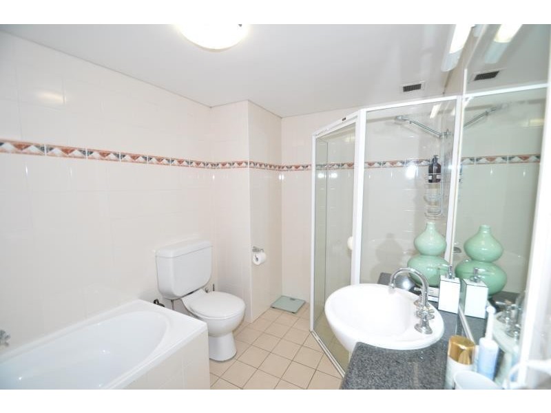 9/2 Taylors Drive, Lane Cove NSW 2066