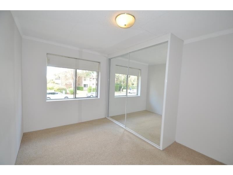 18/143 Burns Bay Road, Lane Cove NSW 2066