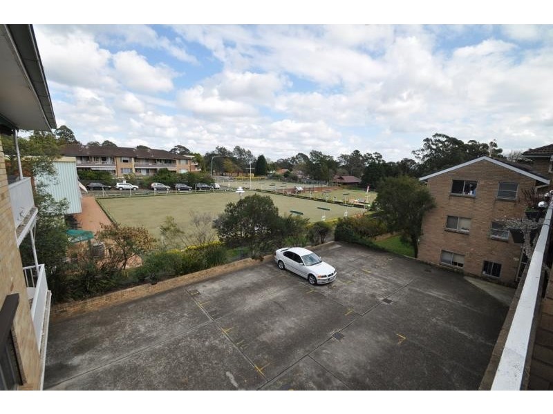 18/143 Burns Bay Road, Lane Cove NSW 2066