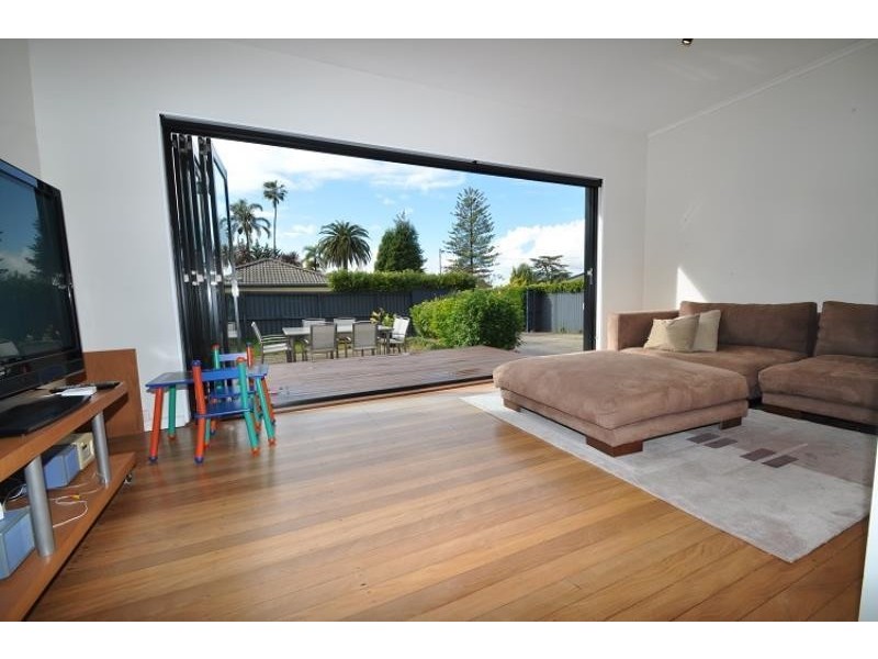 232 Burns Bay Road, Lane Cove NSW 2066