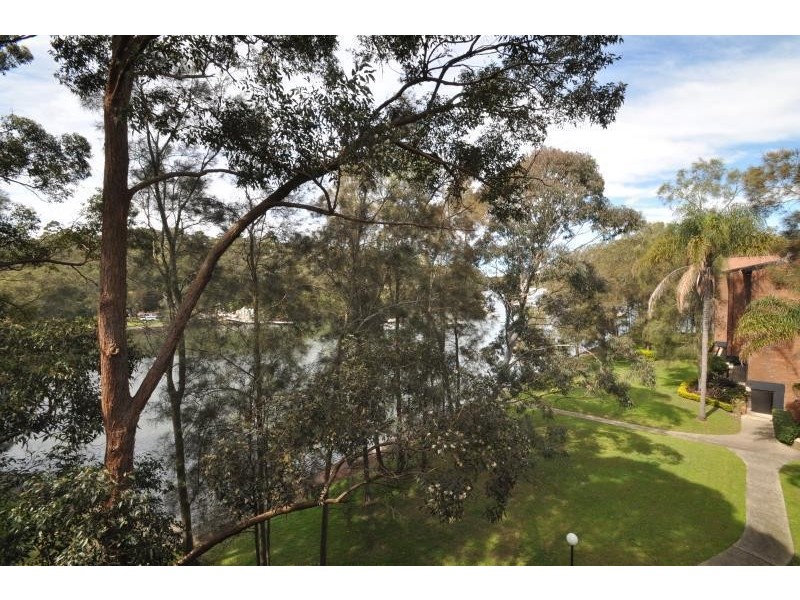 11/302 Burns Bay Road, Lane Cove NSW 2066