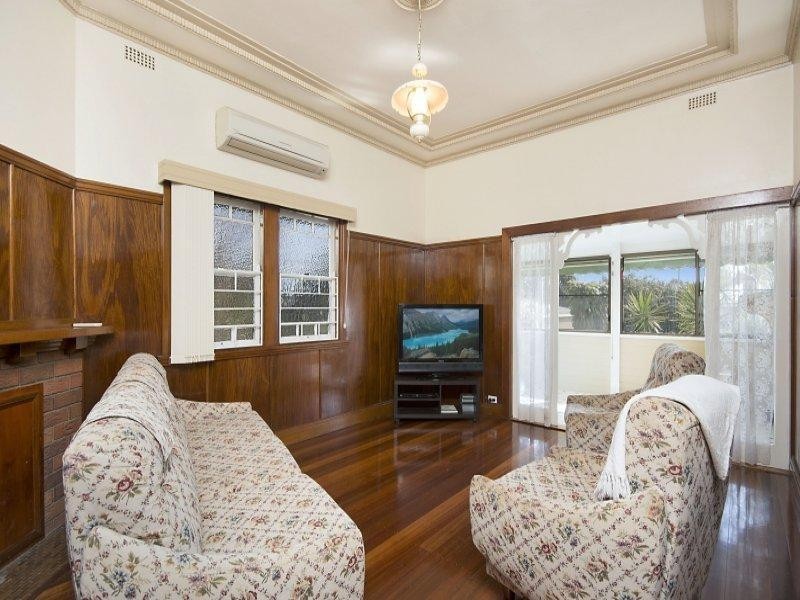 64 Avondale Avenue, East Lismore NSW 2480