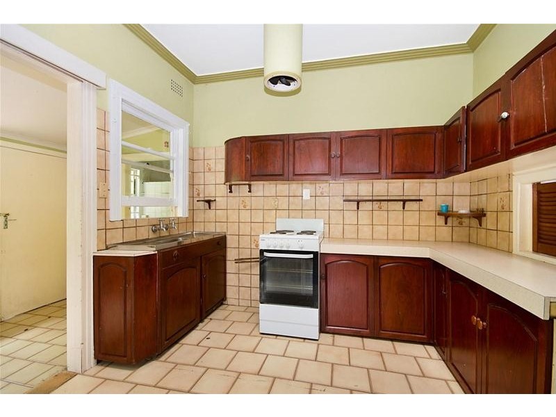 16 Keith Street, Girards Hill NSW 2480