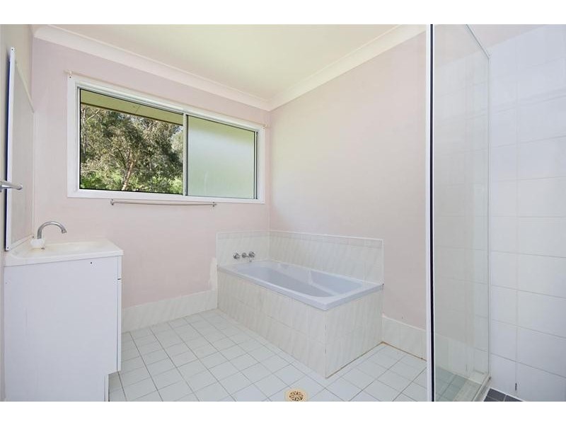 5 Martin Drive, East Lismore NSW 2480