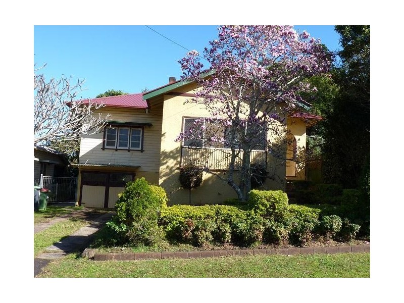 8 Oakley Avenue, East Lismore NSW 2480