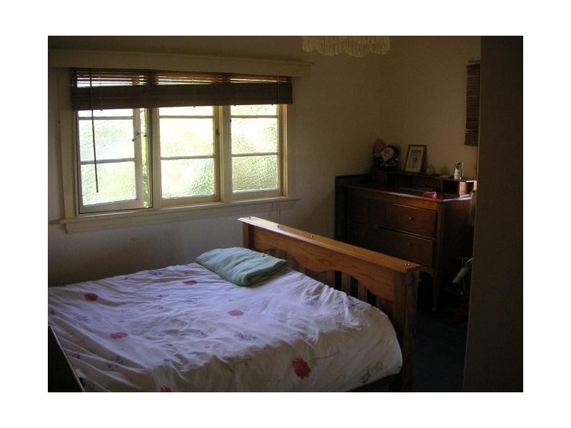 8 Oakley Avenue, East Lismore NSW 2480