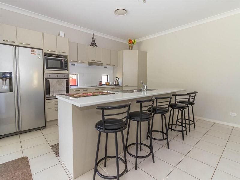 60 Pennefather Close, Yorklea NSW 2470