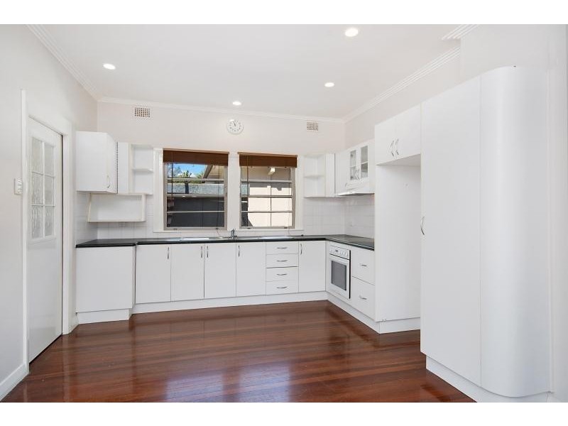 90 Oakley Avenue, East Lismore NSW 2480