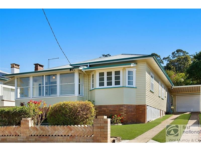 5 Parade Street, Girards Hill NSW 2480