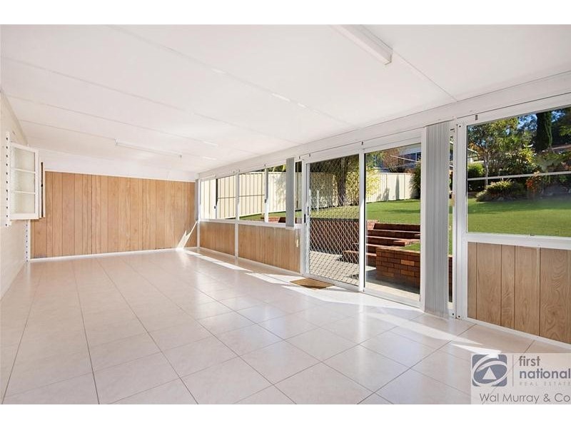 5 Parade Street, Girards Hill NSW 2480