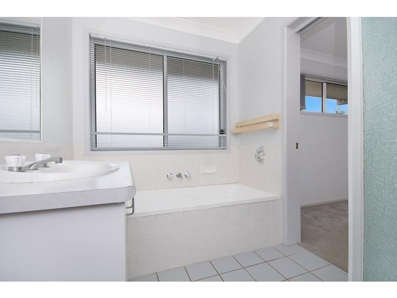 12 Blue Hills Avenue, Goonellabah NSW 2480