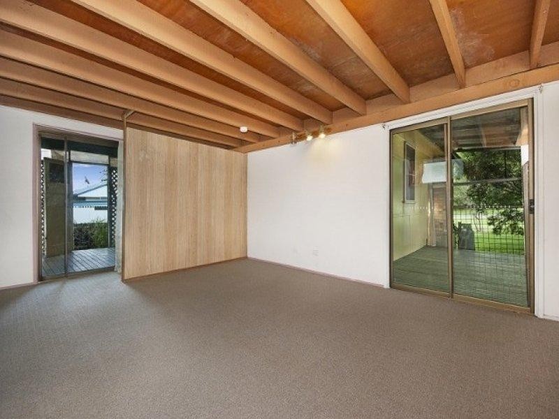 11 Robert Street, Lismore NSW 2480