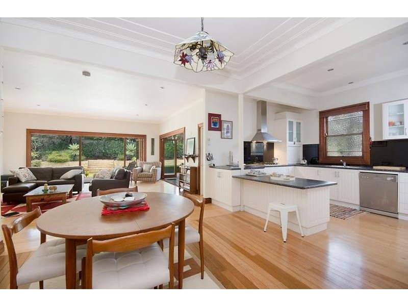 22 Oakley Avenue, East Lismore NSW 2480